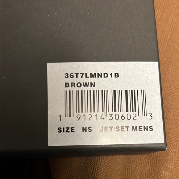 NEW Michael Kors Brown Leather Card Holder - Picture 6 of 6